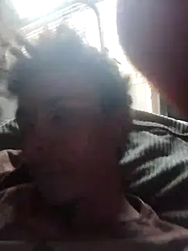 Snapshot of spooky425hd chatting on April 16, 2026, 9:39 pm spooky425hd online show from April 16, 2026, 9:39 pm