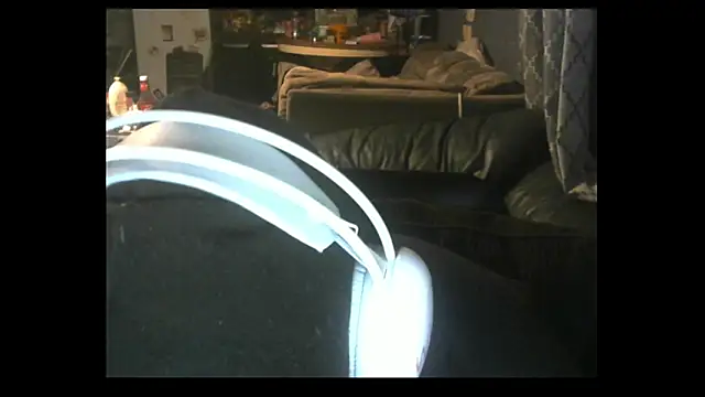 Snapshot of spooky425hd chatting on May 4, 2026, 2:40 am spooky425hd online show from May 4, 2026, 2:40 am