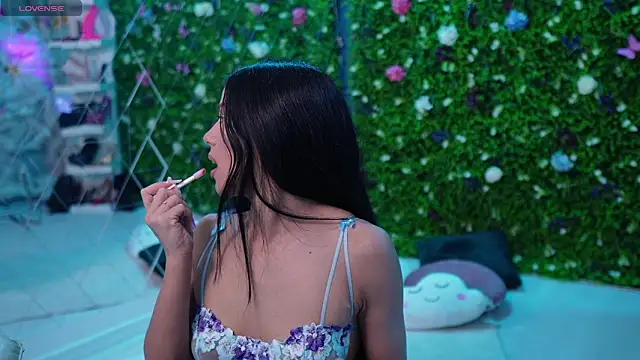 Snapshot of Baby_nico chatting on February 7, 2026, 7:28 pm Baby nico online show from February 7, 2026, 7:28 pm