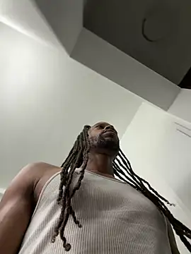 Snapshot of BIG11ONDECK chatting on February 8, 2026, 5:44 am BIG11ONDECK online show from February 8, 2026, 5:44 am