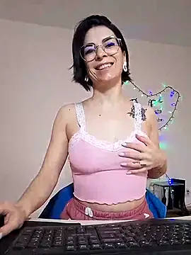 emacandy online show from April 1, 2026, 5:41 am