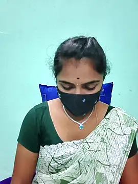 Snapshot of Tamil_Hot_Shana chatting on April 28, 2026, 2:33 pm Tamil Hot Shana online show from April 28, 2026, 2:33 pm