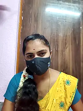 Snapshot of Tamil_Hot_Shana chatting on May 10, 2026, 5:18 pm Tamil Hot Shana online show from May 10, 2026, 5:18 pm