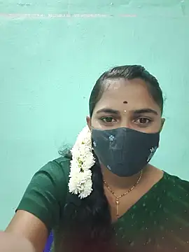 Snapshot of Tamil_Hot_Shana chatting on May 15, 2026, 4:52 am Tamil Hot Shana online show from May 15, 2026, 4:52 am