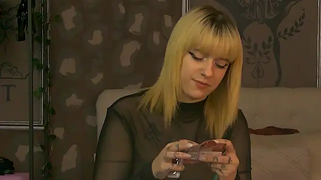 NyssaRaven online show from March 24, 2026, 4:50 am