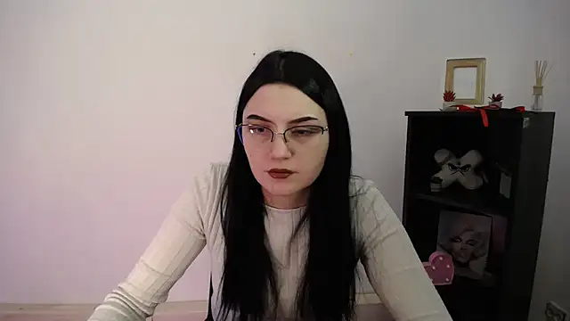 Snapshot of TurnMe_On chatting on February 6, 2026, 12:41 pm TurnMe On online show from February 6, 2026, 12:41 pm