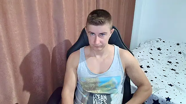 Snapshot of TodMusclePower9 chatting on February 5, 2026, 4:50 am TodMusclePower9 online show from February 5, 2026, 4:50 am