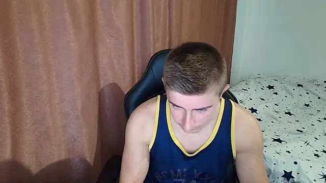 Snapshot of TodMusclePower9 chatting on February 18, 2026, 5:36 am TodMusclePower9 online show from February 18, 2026, 5:36 am