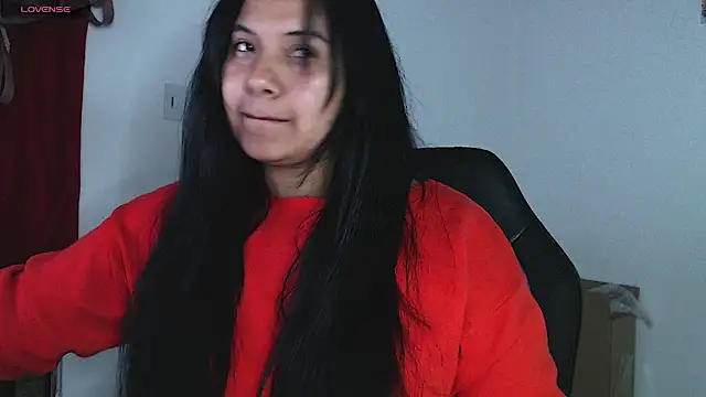 emily-rousee- online show from May 26, 2026, 1:45 am