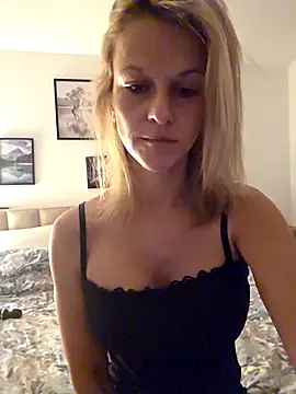 Couple-Kiwii-Orchidee-Boy online show from June 5, 2026, 3:57 am