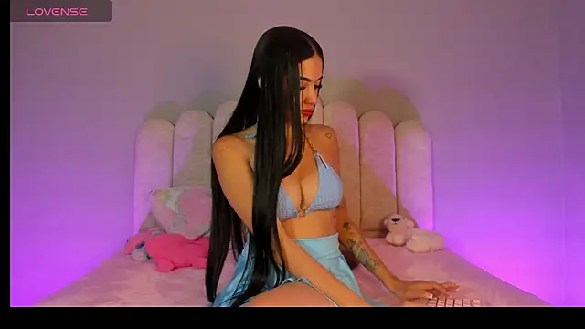Snapshot of Celestecastro_ chatting on May 27, 2026, 3:53 pm Celestecastro online show from May 27, 2026, 3:53 pm