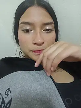 Snapshot of valentina_ks chatting on March 7, 2026, 11:24 pm valentina ks online show from March 7, 2026, 11:24 pm