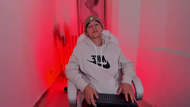 SalvatoreBenford online show from February 26, 2026, 8:30 pm