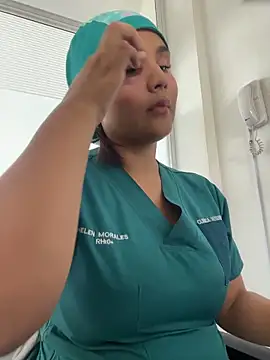 Noa Harper- online show from April 7, 2026, 8:42 pm