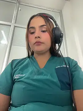 Noa Harper- online show from May 14, 2026, 9:10 pm