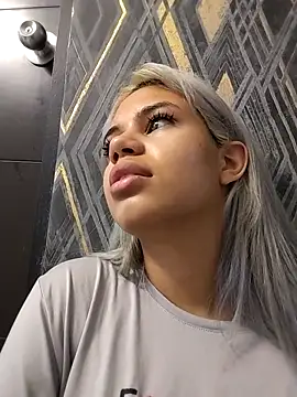 Snapshot of AlanaHouston chatting on February 26, 2026, 12:15 pm AlanaHouston online show from February 26, 2026, 12:15 pm