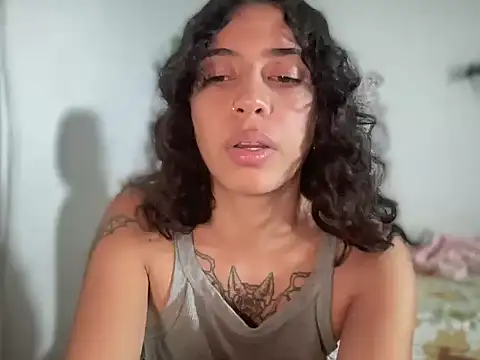 Snapshot of Antonia-bloom chatting on February 12, 2026, 3:45 am Antonia-bloom online show from February 12, 2026, 3:45 am