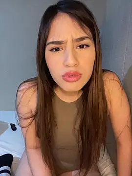 Snapshot of romyamo chatting on February 13, 2026, 5:36 am romyamo online show from February 13, 2026, 5:36 am