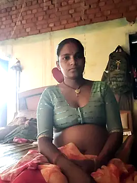 Snapshot of Gungun_thakur chatting on July 8, 2026, 5:23 am Gungun thakur online show from July 8, 2026, 5:23 am