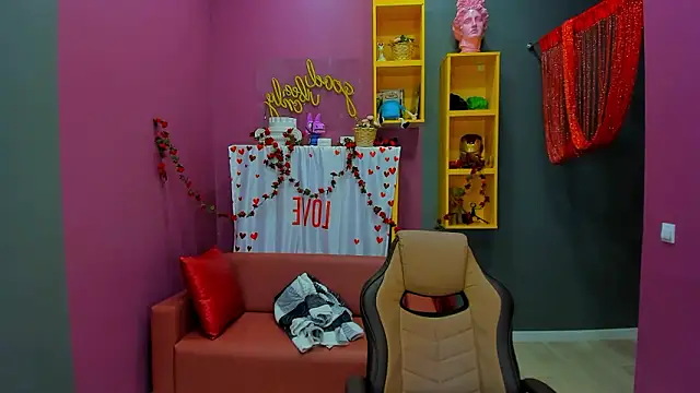 Snapshot of MiraBoom chatting on March 1, 2026, 9:28 pm MiraBoom online show from March 1, 2026, 9:28 pm