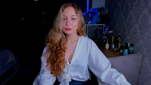 Snapshot of Marcellis_Charm chatting on February 21, 2026, 5:47 pm Marcellis Charm online show from February 21, 2026, 5:47 pm