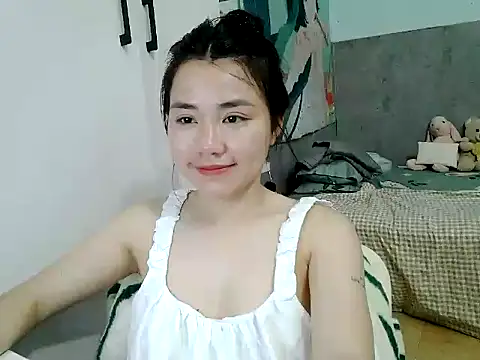 Amy8386 online show from April 8, 2026, 8:14 am