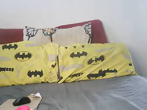 minniemoreee online show from February 19, 2026, 9:05 am