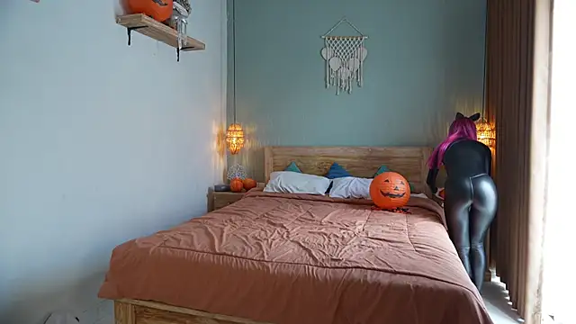 Sarah Pink online show from October 31, 2025, 1:39 am