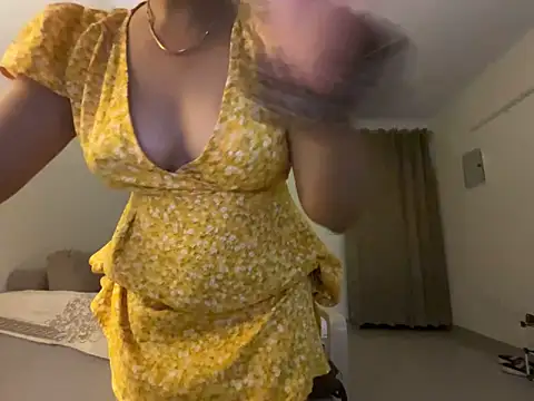Snapshot of Anna_girl22 chatting on June 20, 2026, 2:09 pm Anna girl22 online show from June 20, 2026, 2:09 pm