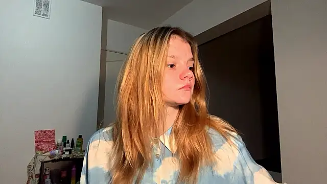 Tiffany Muse online show from March 15, 2026, 3:12 am