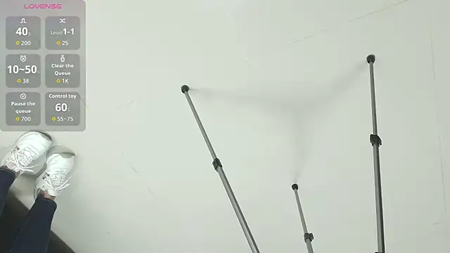 Snapshot of Karla_94 chatting on February 15, 2026, 11:41 am Karla 94 online show from February 15, 2026, 11:41 am