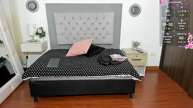 Snapshot of Karla_94 chatting on February 27, 2026, 3:17 am Karla 94 online show from February 27, 2026, 3:17 am