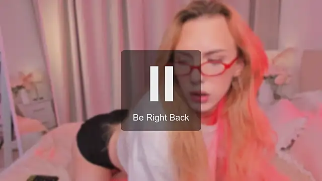 Snapshot of Tiffany__King chatting on March 23, 2026, 3:43 am Tiffany King online show from March 23, 2026, 3:43 am