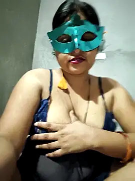 Sexy khushi19 online show from May 13, 2026, 11:07 am