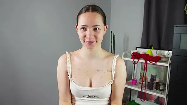 Murmella online show from February 28, 2026, 4:13 am