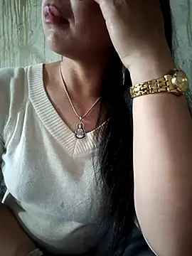 baby 112233 online show from April 6, 2026, 5:41 am