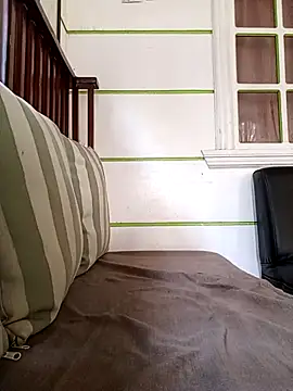 WildJennifercum online show from March 6, 2026, 4:53 am