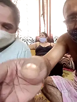 HoneyHush online show from March 6, 2026, 10:34 am