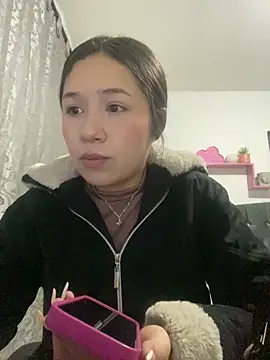 DULCE MARIA EF online show from February 3, 2026, 11:59 am