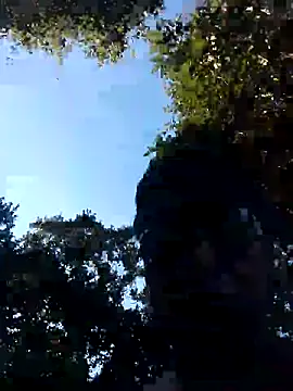 Leoh28 online show from April 17, 2026, 7:17 pm