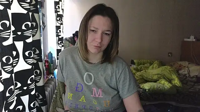 Snapshot of Ozalin_ chatting on February 25, 2026, 10:03 am Ozalin online show from February 25, 2026, 10:03 am