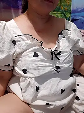 Yummyamasha online show from July 16, 2026, 2:01 pm