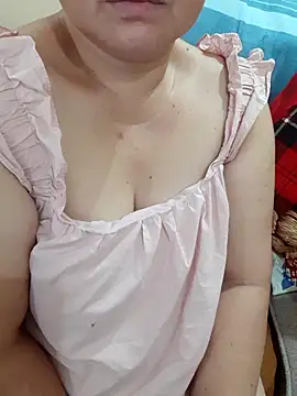 Yummyamasha online show from July 18, 2026, 2:54 pm