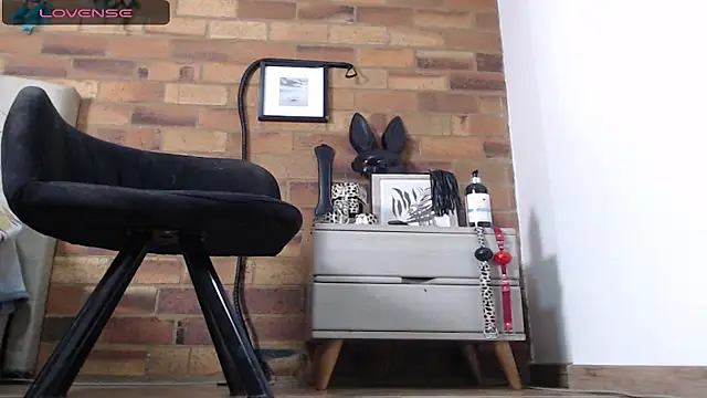 Girl Bondage online show from March 9, 2026, 12:53 pm