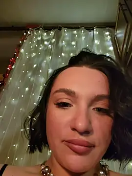 HotDevilGirl  online show from February 13, 2026, 4:25 pm