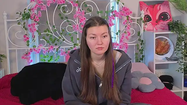 Snapshot of TobiMillinor chatting on February 18, 2026, 7:37 am TobiMillinor online show from February 18, 2026, 7:37 am