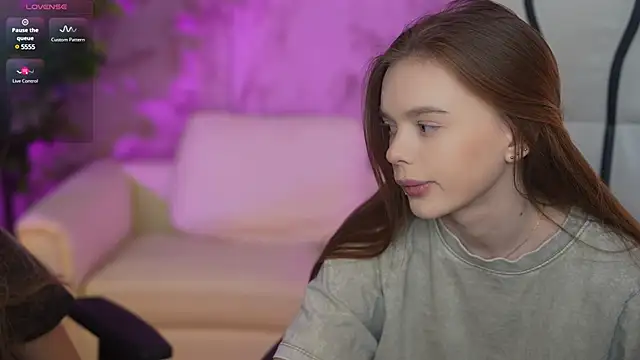 Snapshot of Zlata_Sky chatting on January 17, 2025, 7:49 pm Zlata Sky online show from January 17, 2025, 7:49 pm