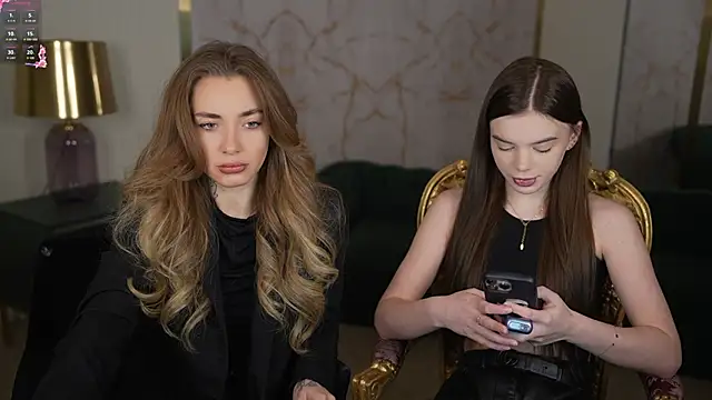 Snapshot of Zlata_Sky chatting on March 2, 2025, 7:45 pm Zlata Sky online show from March 2, 2025, 7:45 pm