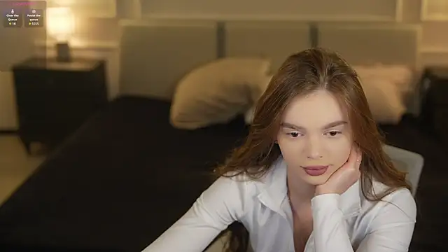 Snapshot of Zlata_Sky chatting on October 20, 2025, 4:07 pm Zlata Sky online show from October 20, 2025, 4:07 pm