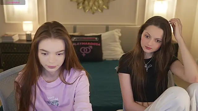 Snapshot of Zlata_Sky chatting on December 5, 2025, 3:52 pm Zlata Sky online show from December 5, 2025, 3:52 pm